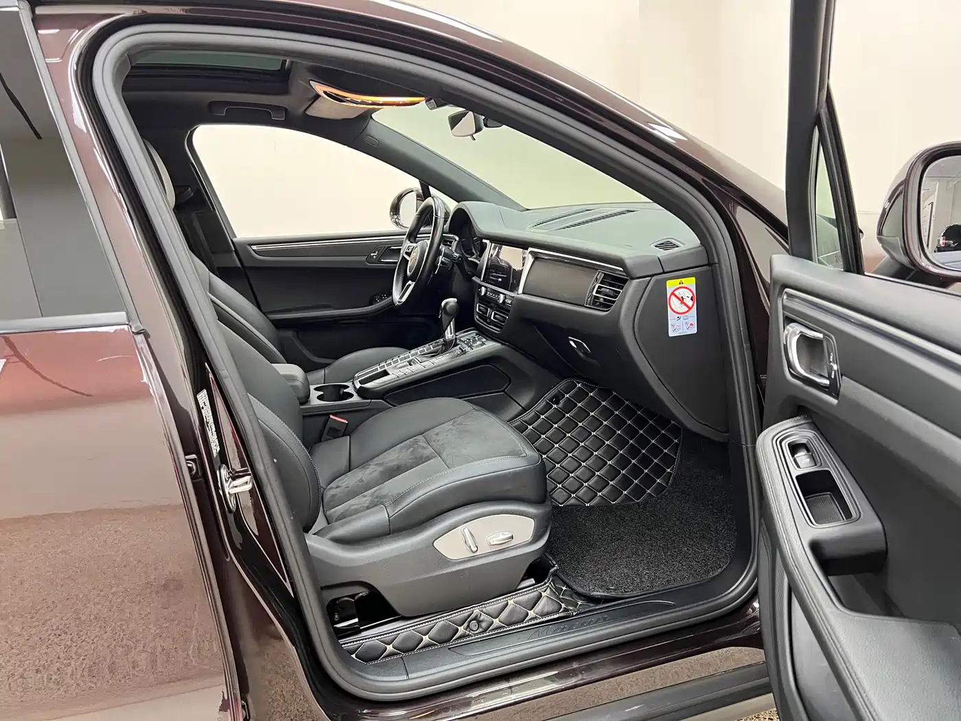 Porsche Macan 2020 Macan 2.0T фото 27