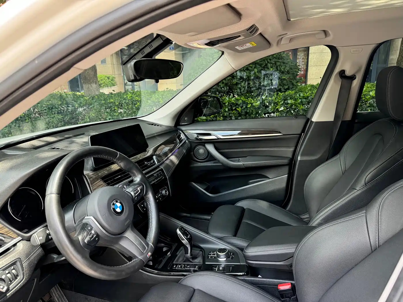 Фото 8 - BMW X1