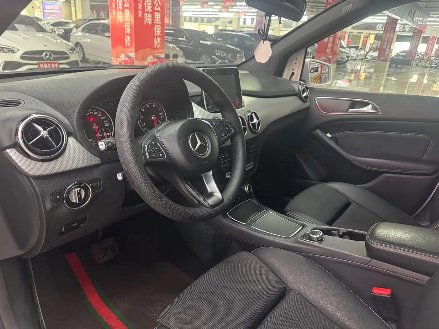 Mercedes-Benz B-Class 2015 B 200 Dynamic фото 6