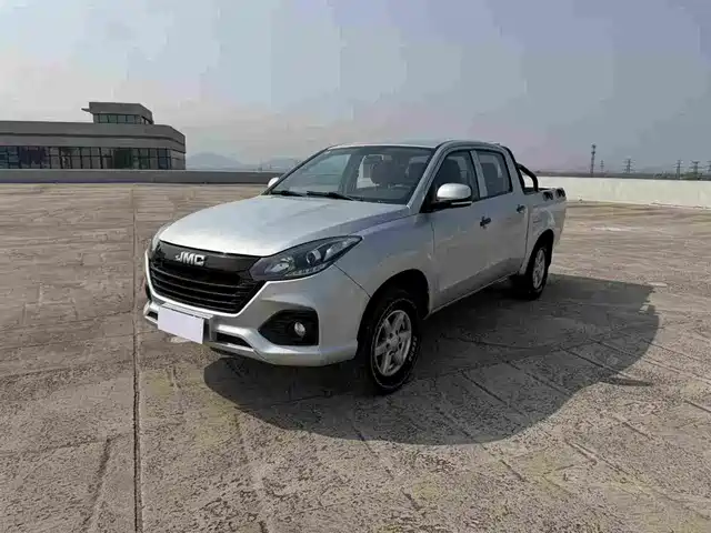 Jiangling Baodian 2022 2.5T Diesel 4WD Comfort Edition Standard Wheelbase JX4D25A6L