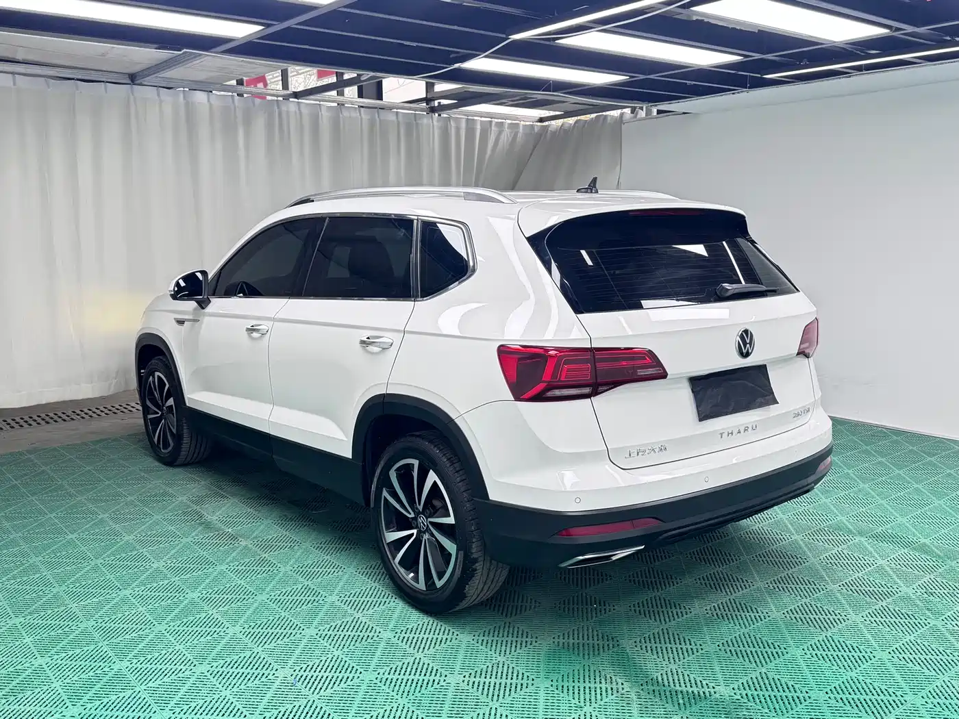 Volkswagen Tharu 2021 Model 280TSI 2WD Luxury Edition фото 4