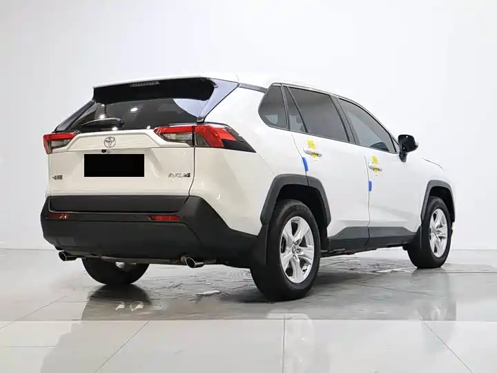 Toyota RAV4 Rongfang 2023 2.0L CVT 2WD Urban Edition фото 9