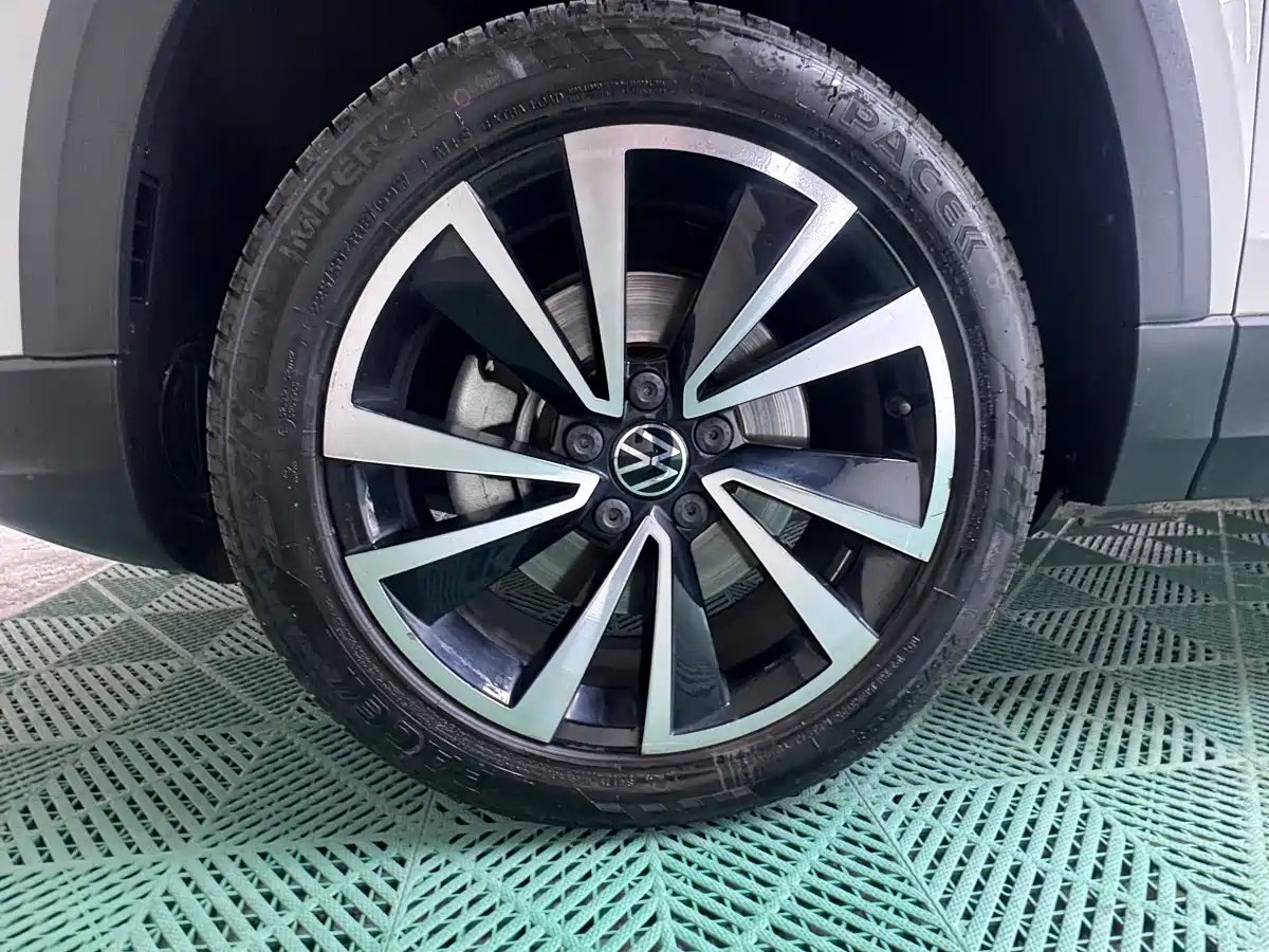 Volkswagen Tharu 2021 Model 280TSI 2WD Luxury Edition фото 26