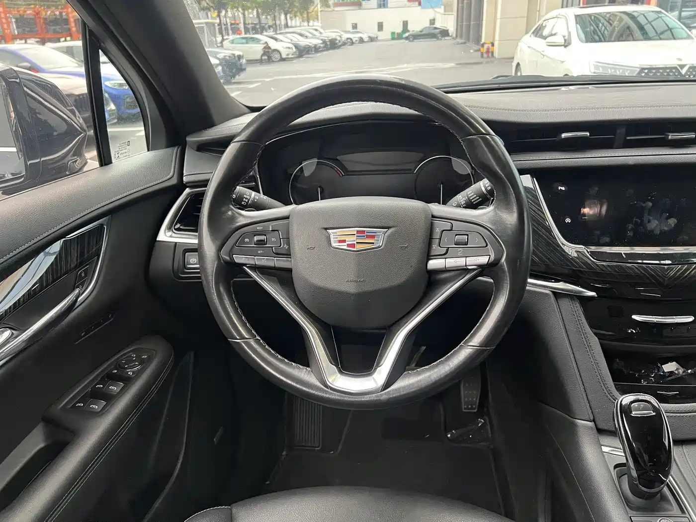 Cadillac XT6 2021 2.0T 6-Seater 2WD Luxury Edition фото 11