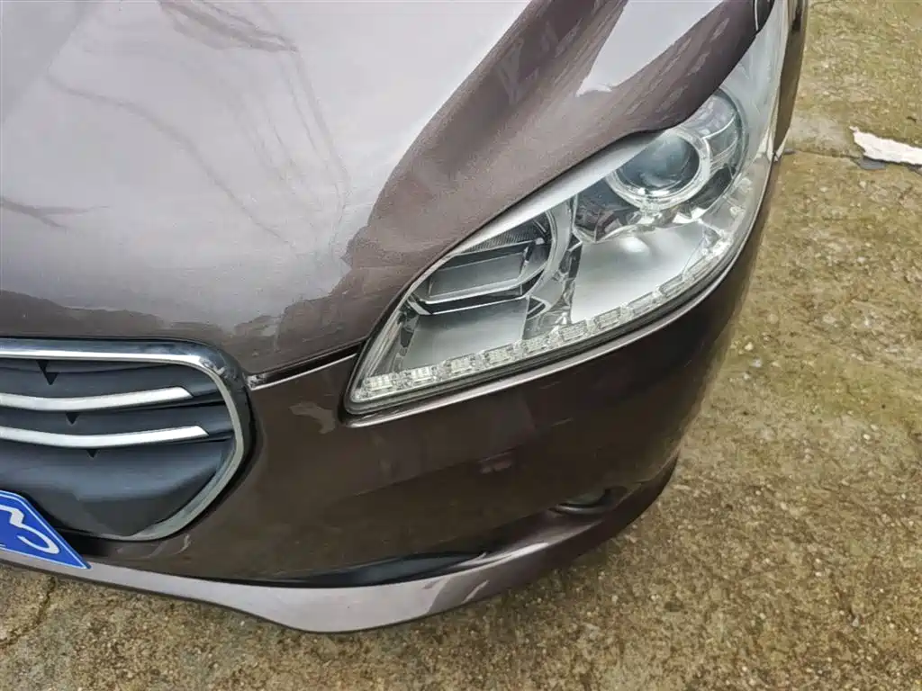 Peugeot 301 2014 1.6L Automatic Comfort Edition фото 24