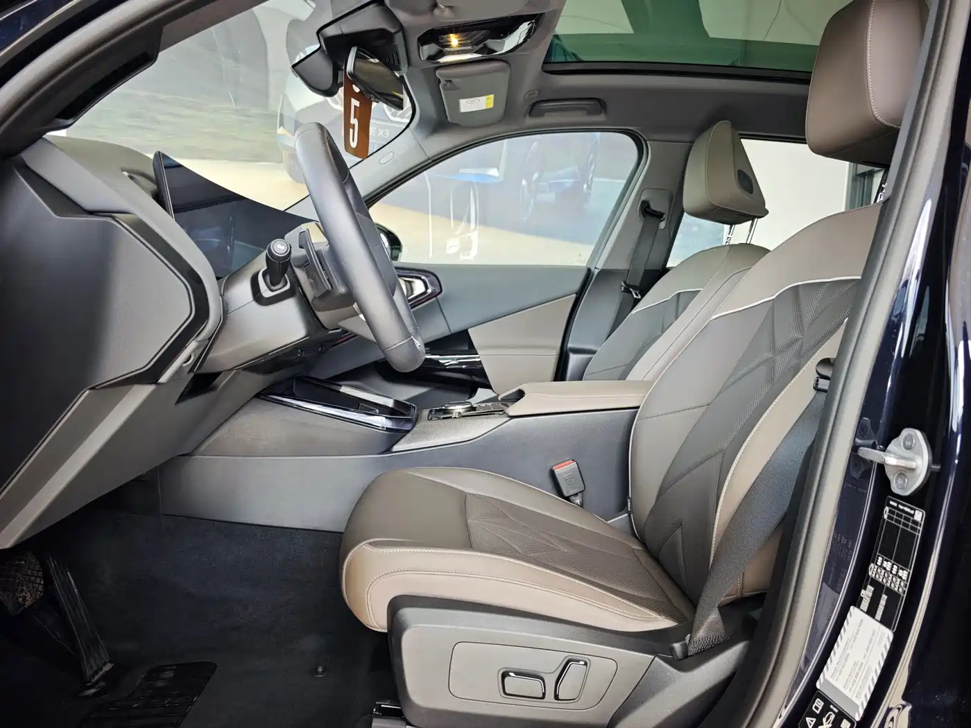 BMW X3 2025 xDrive30L Leading M Sport Package фото 10