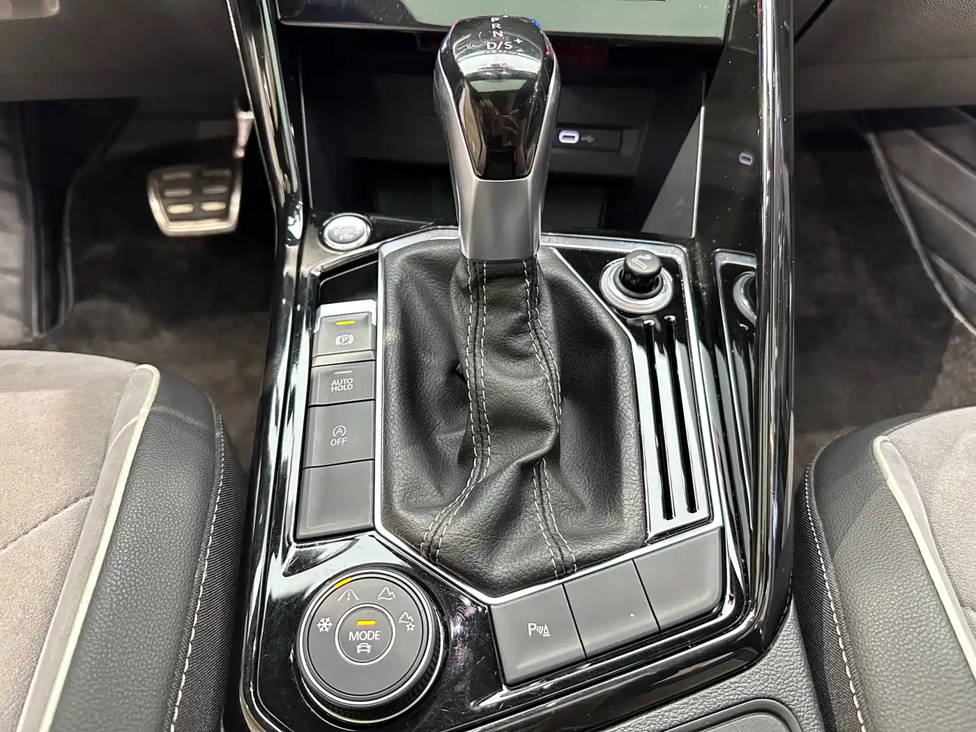 Volkswagen Tayron 2020 380TSI 4WD R-Line Smart Edition фото 17