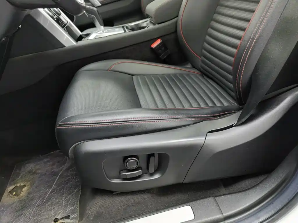 Land Rover Discovery Sport PHEV 2021 2021 P300e Performance Tech Edition