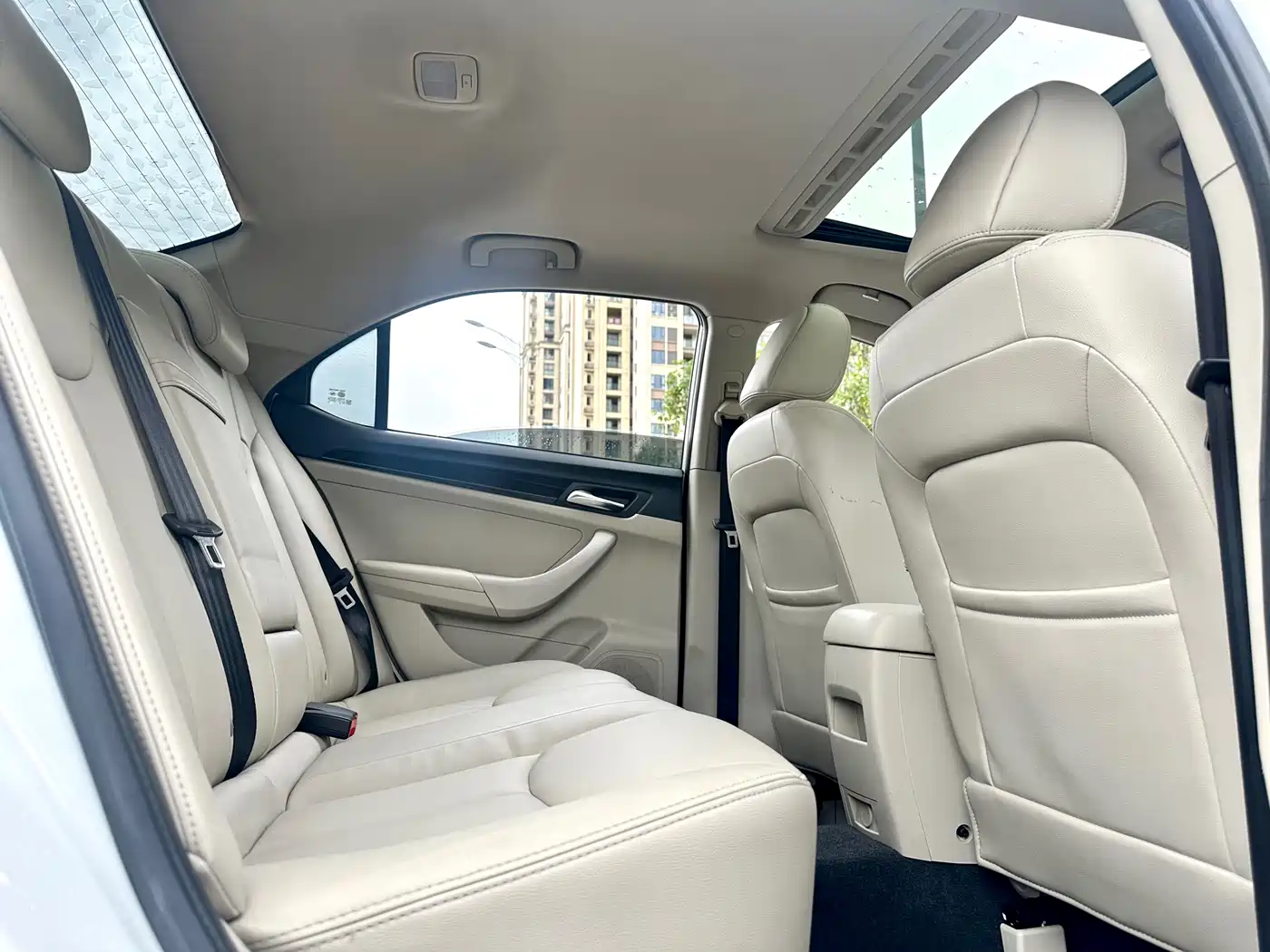 Roewe 360 2016 2015 1.5L Automatic Luxury
