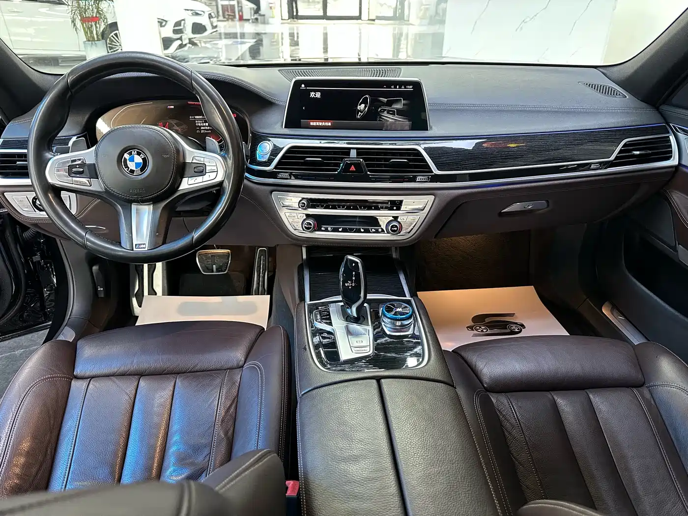 BMW 7 Series 2018 730Li Leading Type M Sport Package фото 6