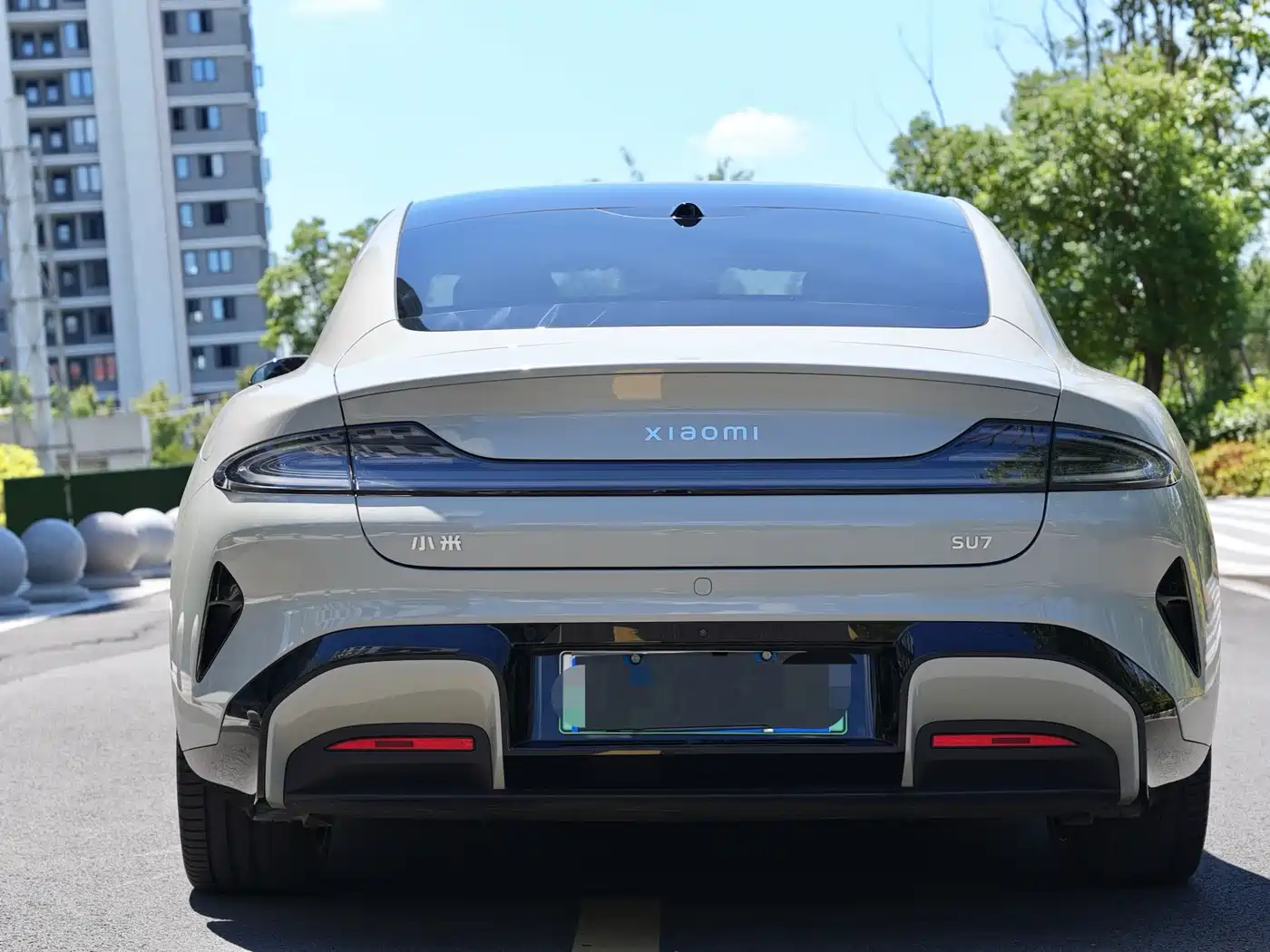 XIAOMI CAR XIAOMI SU7