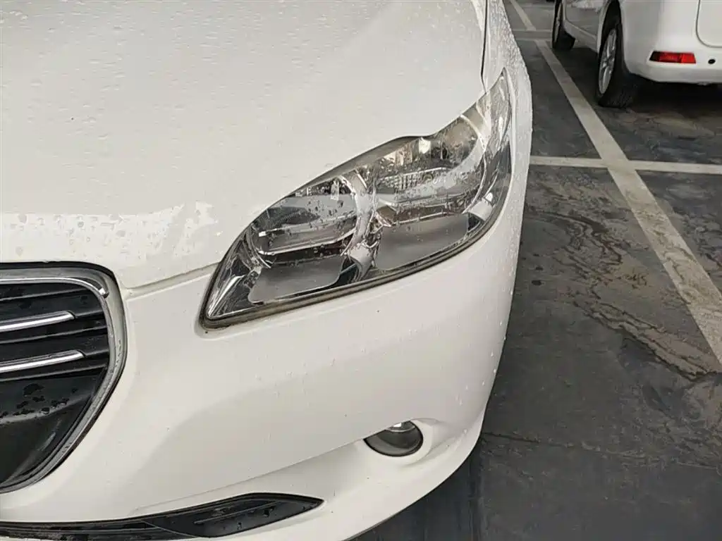 Peugeot 301 2014 1.6L Manual Luxury Edition фото 24