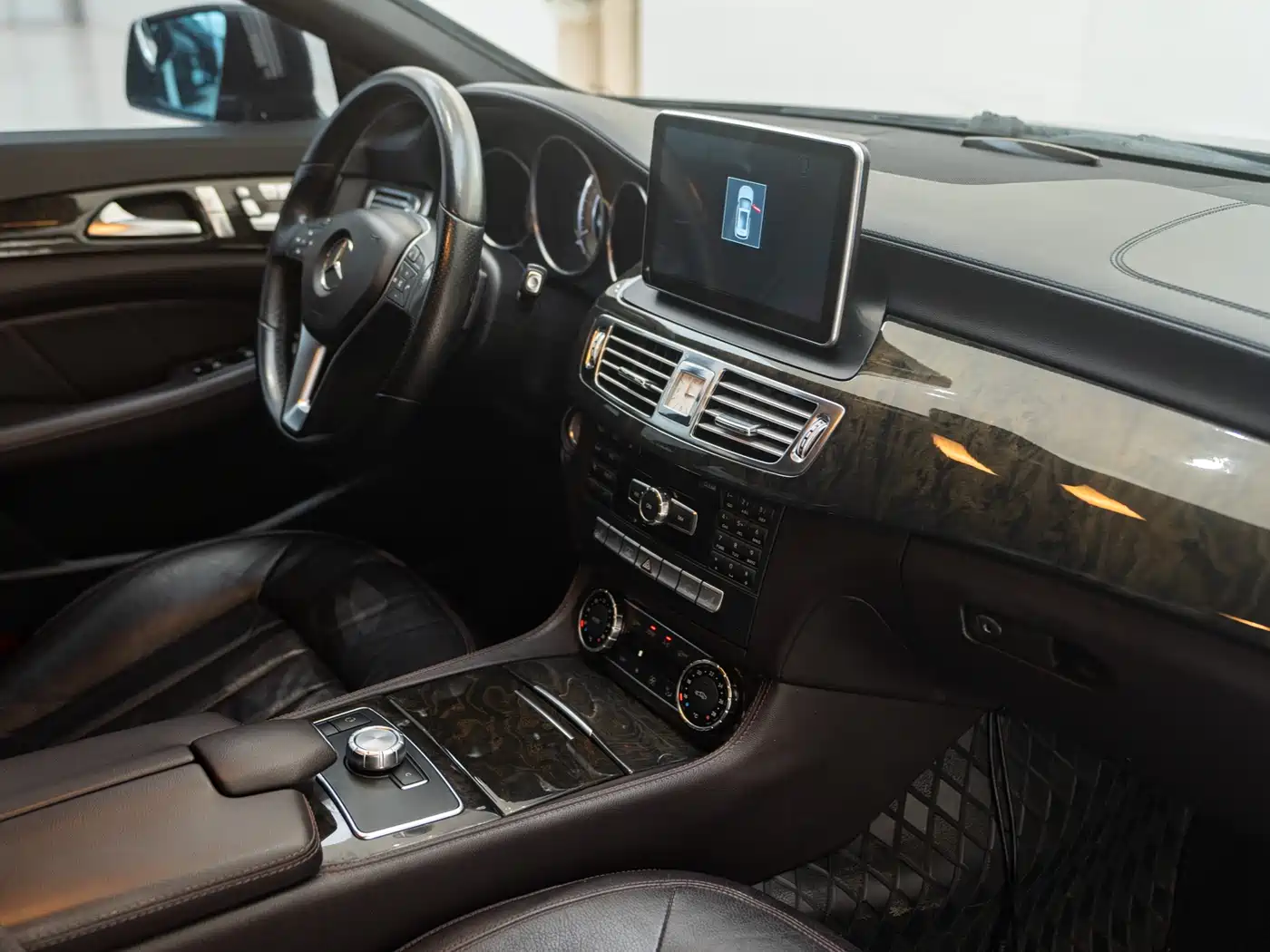 Mercedes-Benz CLS 2012 CLS 300 CGI фото 8