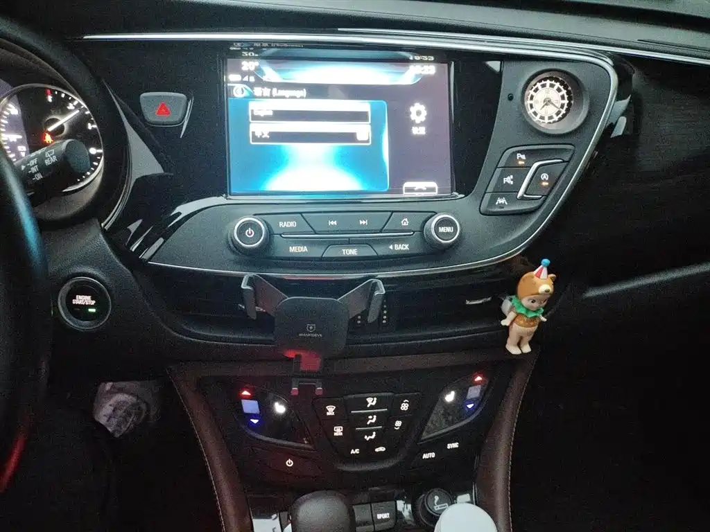 Buick Envision Plus 2018 28T 4WD Luxury фото 6