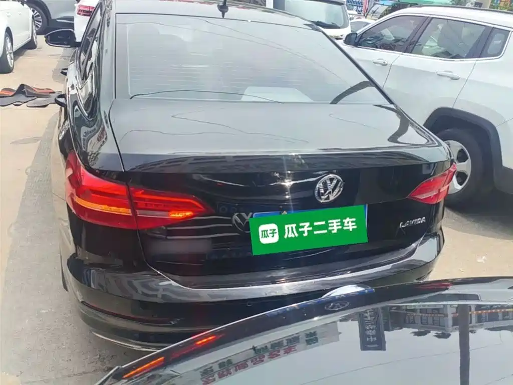 Volkswagen Lavida 2019 1.5L Automatic Comfort Edition China VI фото 6