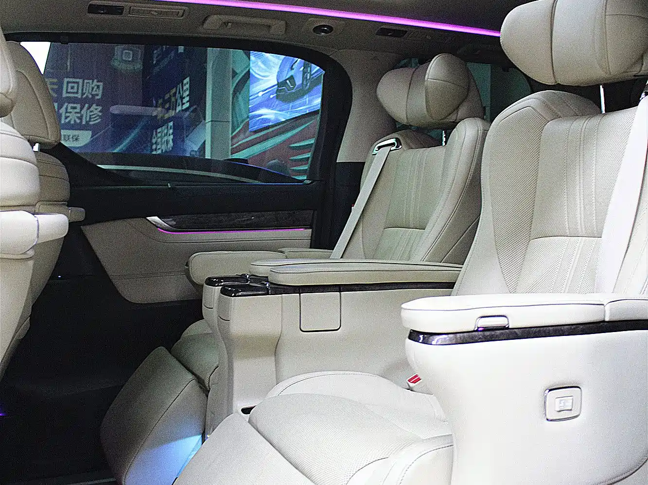 Toyota Alphard 2021 Hybrid 2.5L Premium фото 11