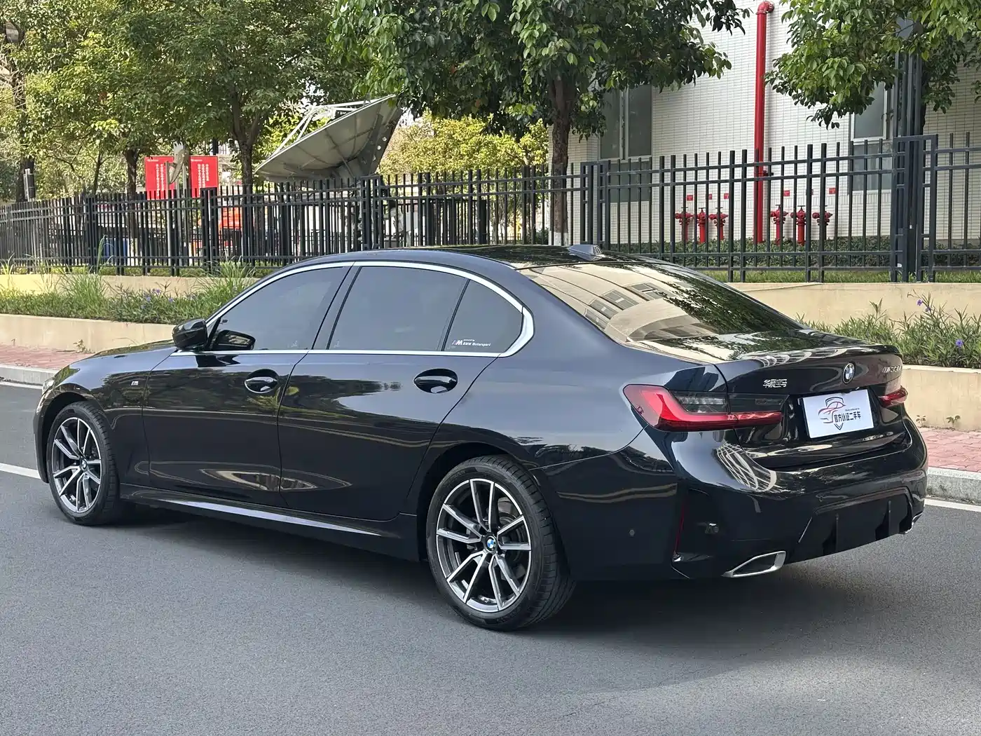 BMW 3 Series 2025 325Li M Sport Package фото 6