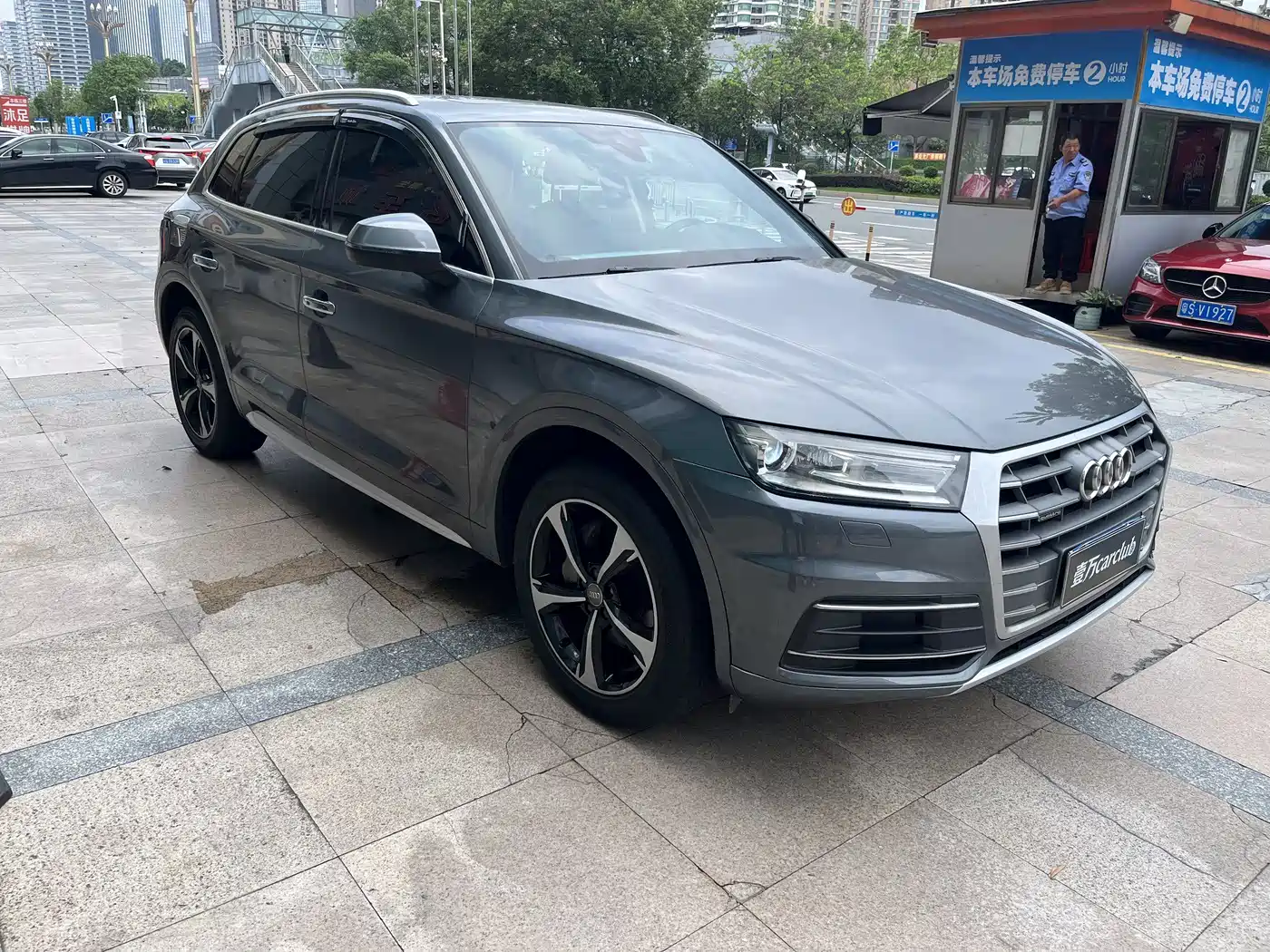 Audi Q5L 2018 40 TFSI Prestige Fashion (China V) фото 3