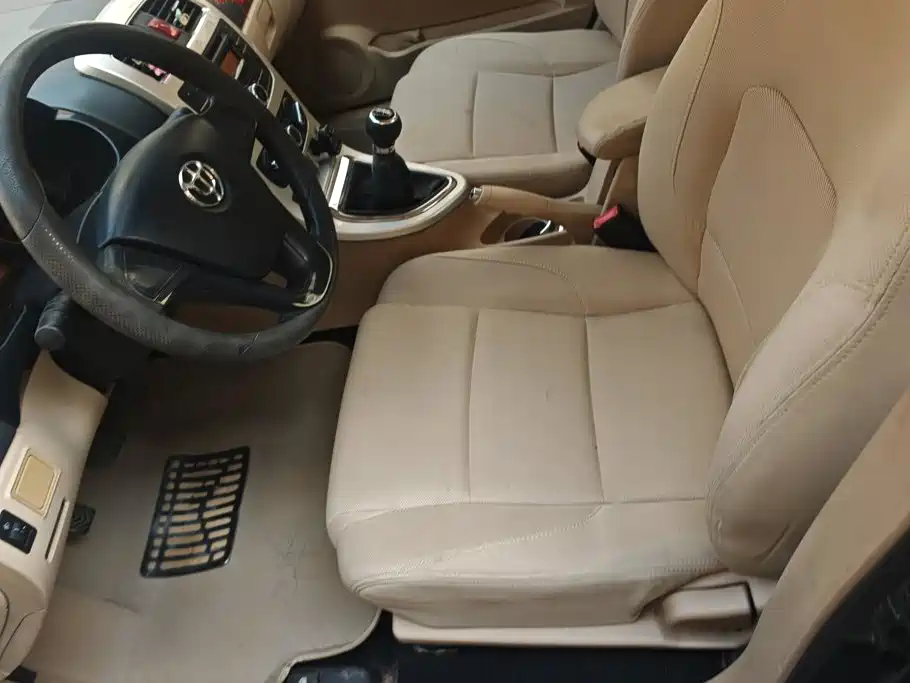 Zhonghua H330 2014 2013 1.5L Manual Comfort