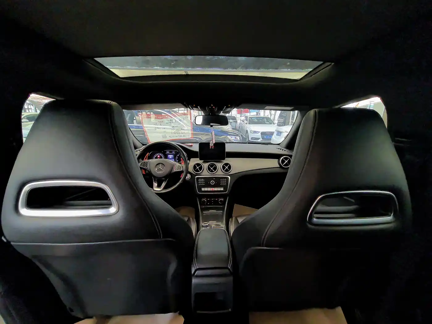 Mercedes-Benz CLA (Import) 2018 CLA 200 Fashion Edition фото 7