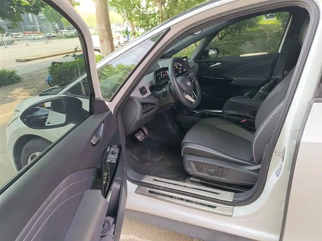 Volkswagen ID.3 2023 Upgraded Pure Intelligence Edition фото 16