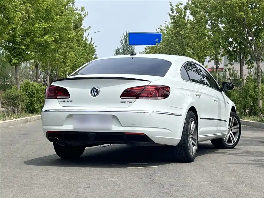 Volkswagen FAW-Volkswagen CC 2015 2.0TSI Luxury фото 6
