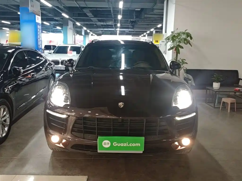 Porsche Macan 2017 Macan 2.0T фото 3