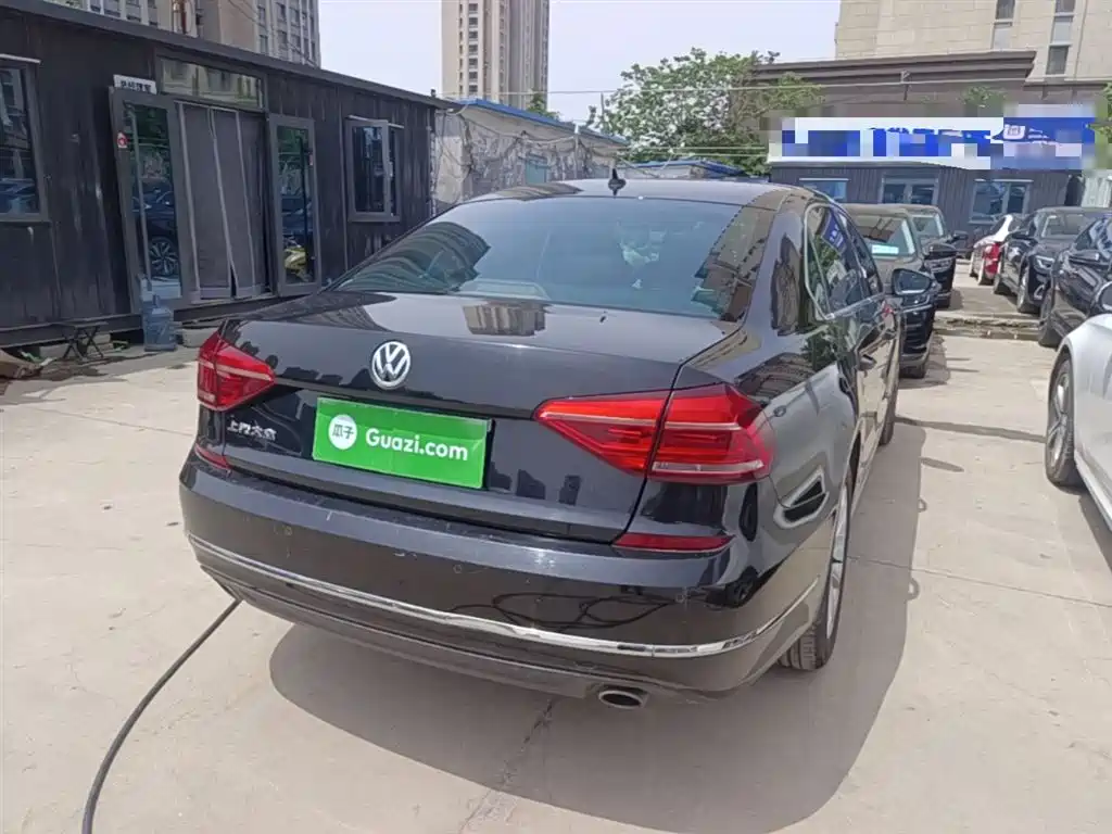 Volkswagen Passat 2017 330TSI DSG Prestige фото 7
