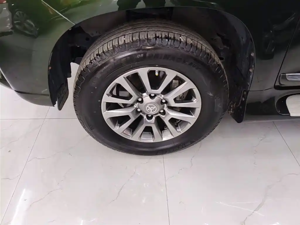 Toyota Prado 2016 2.7L Auto Standard Edition фото 23