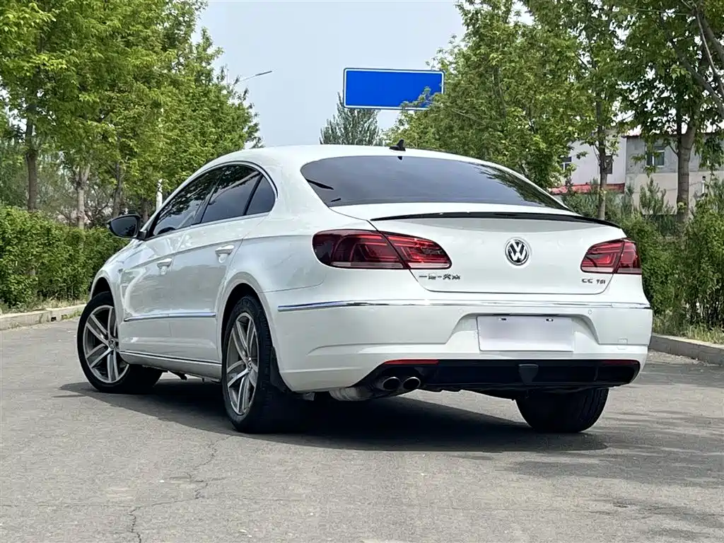 Volkswagen FAW-Volkswagen CC 2015 2.0TSI Luxury фото 5