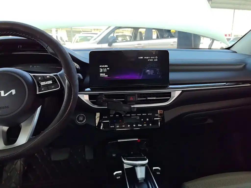 Kia K3 2024 2023 Model 1.5L CVT Luxury Edition