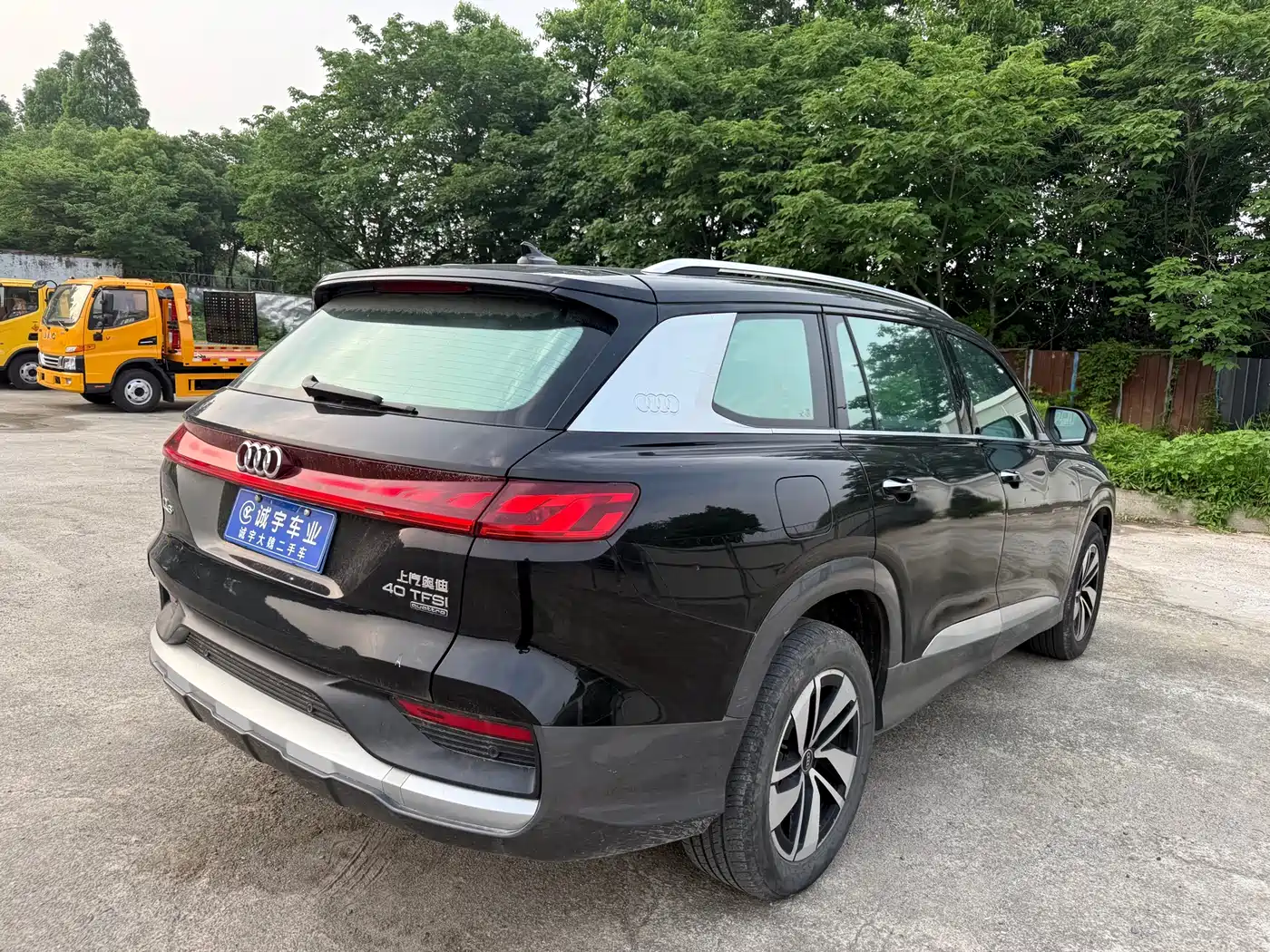 Audi Q6 2023 40 TFSI quattro Cloud View Light Yulin Package фото 16