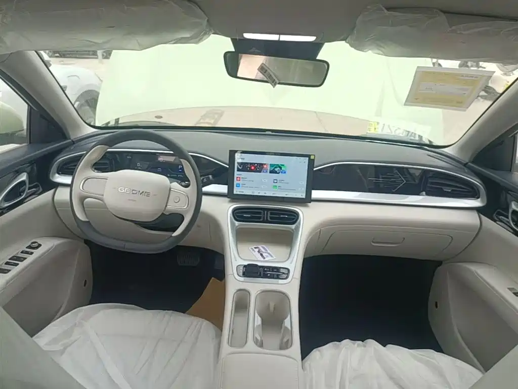 Geely Galaxy Starry Wish 2026 Edition 310km Youth Version фото 6