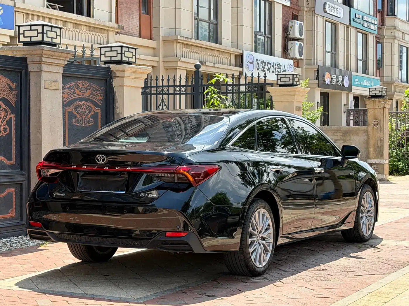 Toyota Avalon 2024 Hybrid 2.0L Luxury Edition фото 7