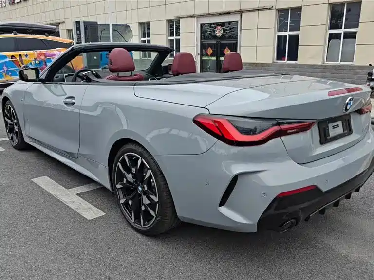 BMW 4 Series 2024 430i Convertible M Sport Shadow Edition фото 8