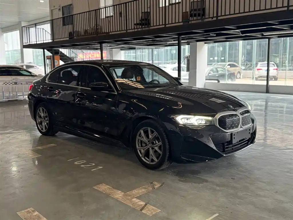 BMW i3 2022 eDrive 35 L фото 3