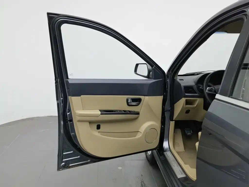 Wuling Motors Wuling Hongguang 2013 2013 1.5L S Comfort