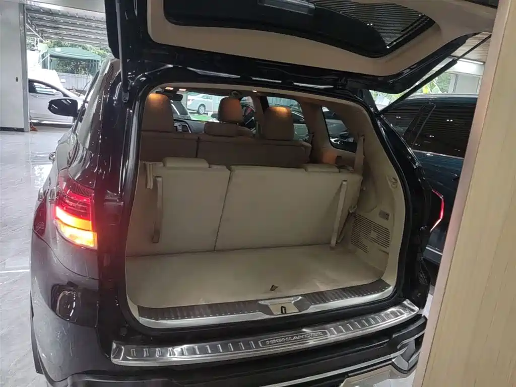 Toyota Highlander 2018 2.0T 4WD Luxury 7-seater (China V) фото 19