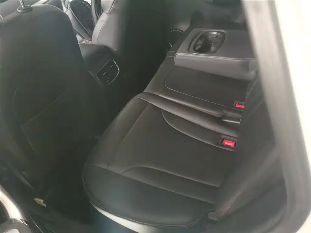 Haval M6 2018 Facelift 1.5T DCT 2WD Elite Edition фото 13