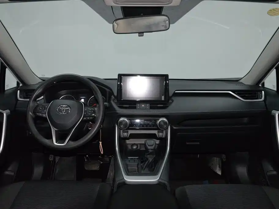 Toyota RAV4 Rongfang 2022 2.0L CVT 2WD Urban Edition фото 10