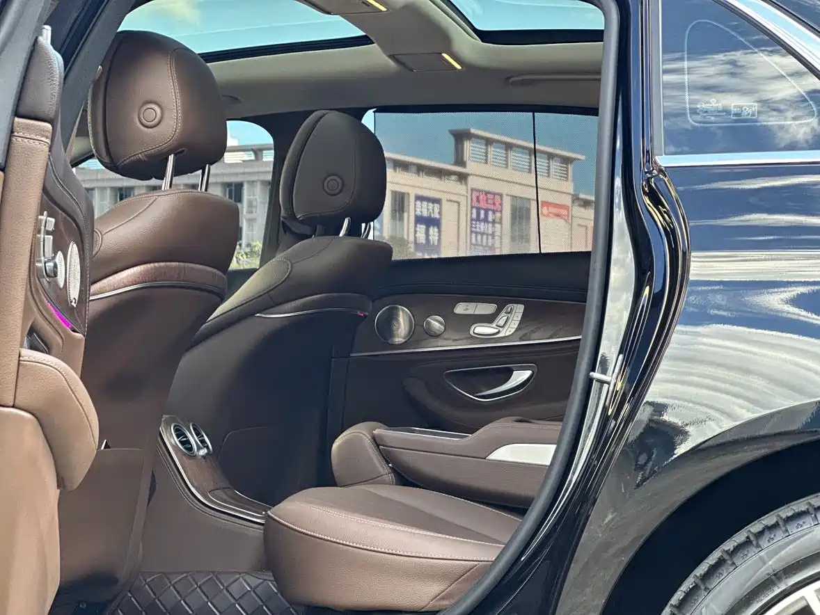 Mercedes-Benz E-Class 2023 E 300 L Luxury фото 4