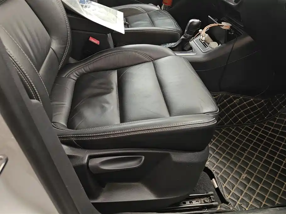 Volkswagen Tiguan 2016 280TSI Automatic 2WD Silk Road Comfort фото 8