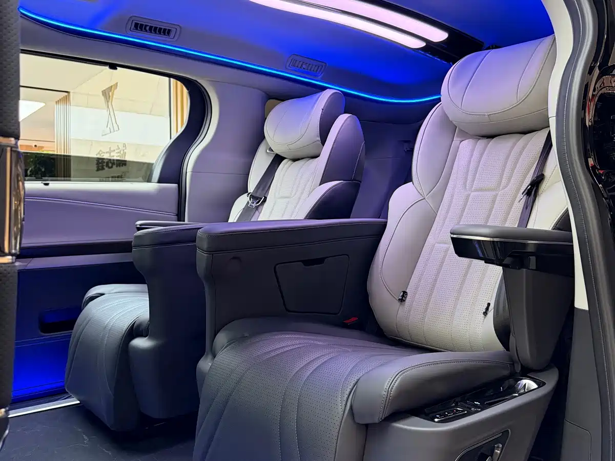 Toyota Sienna 2026