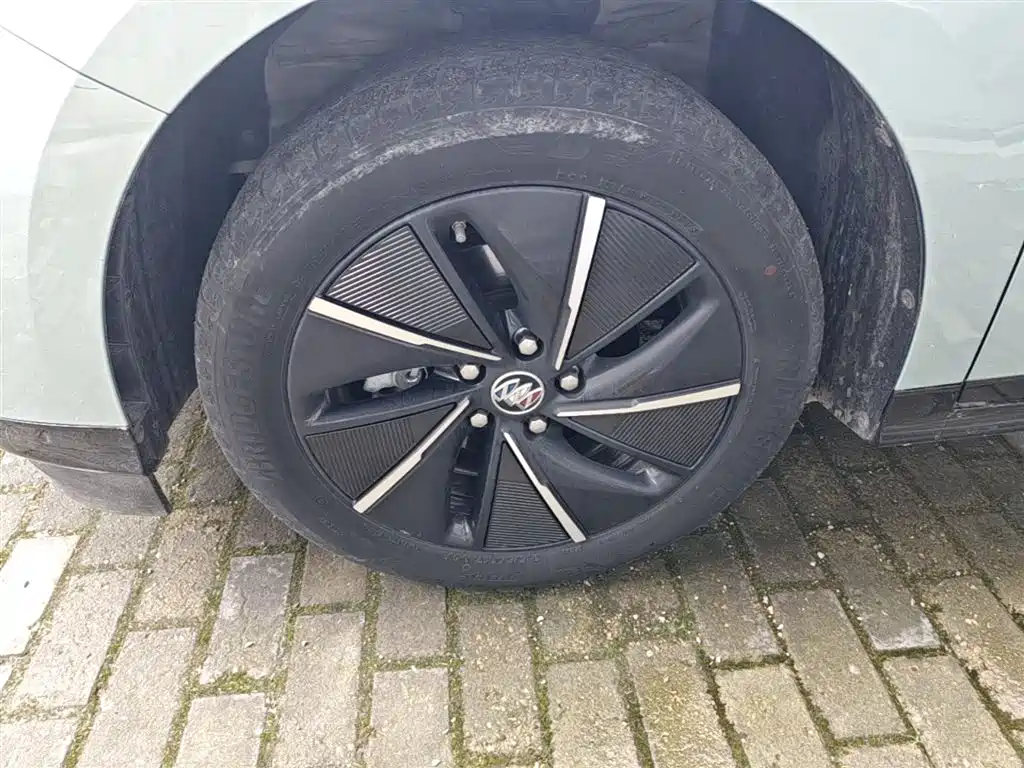 Buick Velite 6 2024 Model 430km Premium Edition фото 23