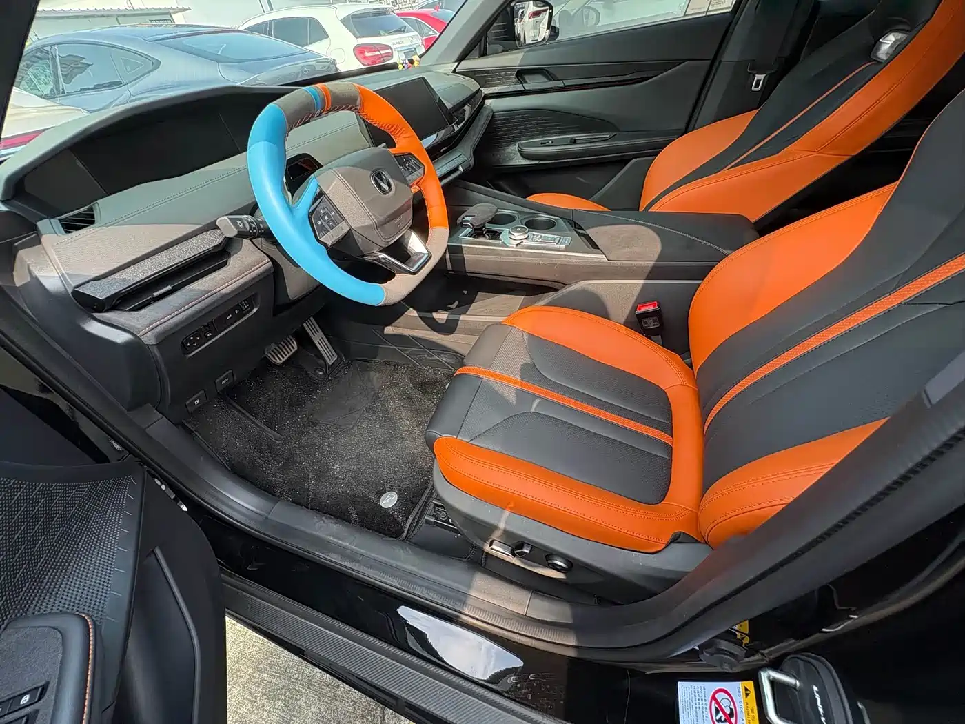 Changan UNI-V 2025 2025 1.5T 500Bar Premium Edition