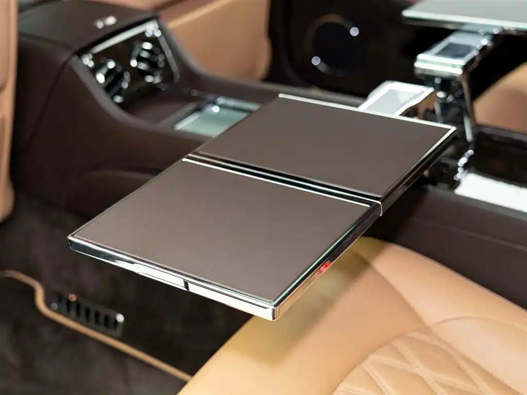 Bentley Mulsanne 2017 6.8T Long Wheelbase фото 14