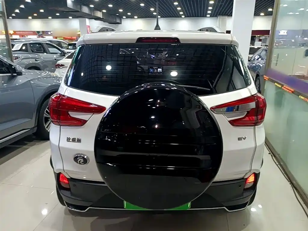 BYD Yuan New Energy 2019 EV360 Smart Connect Edition фото 6