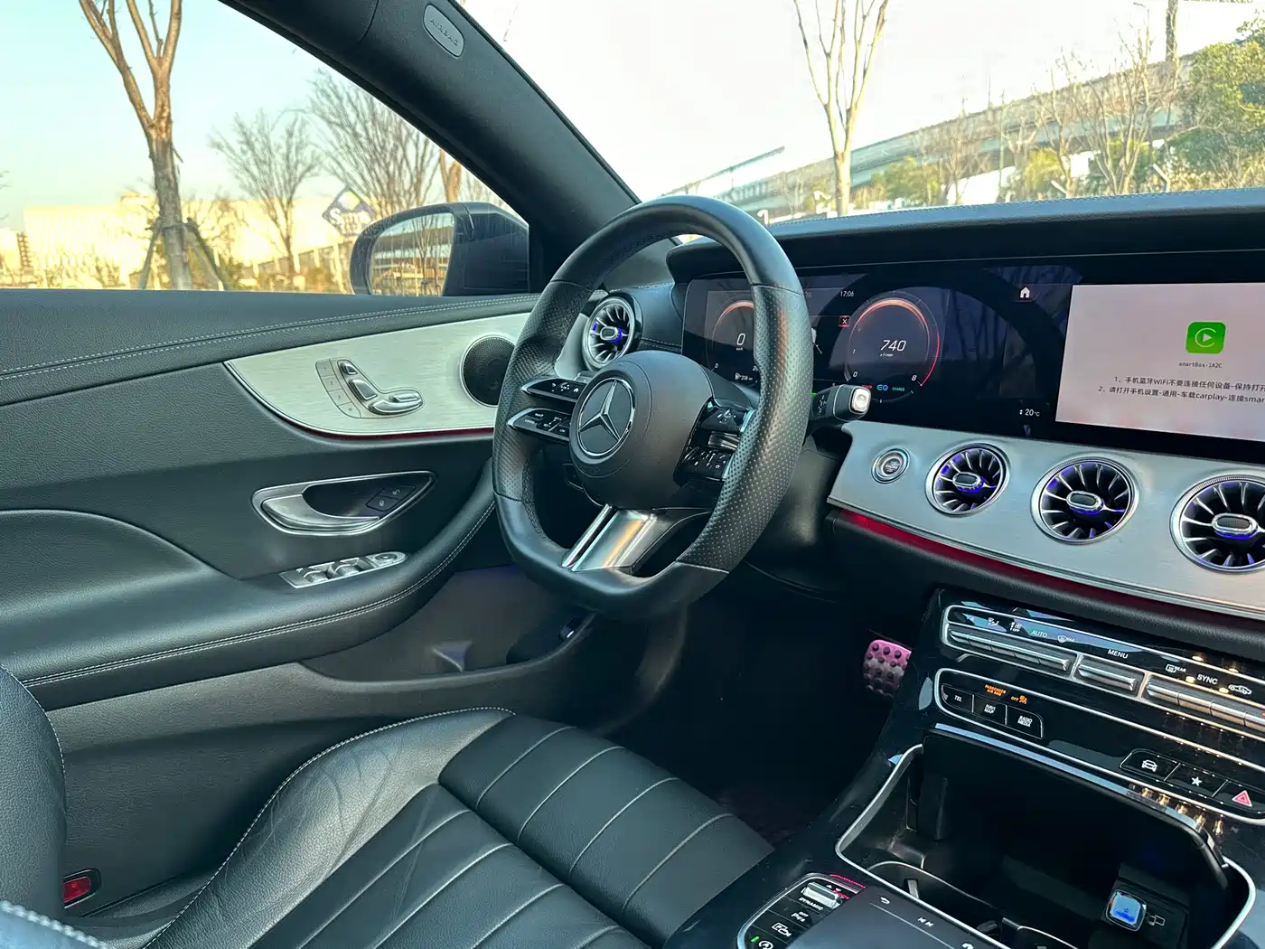 MERCEDES-BENZ E CLASS