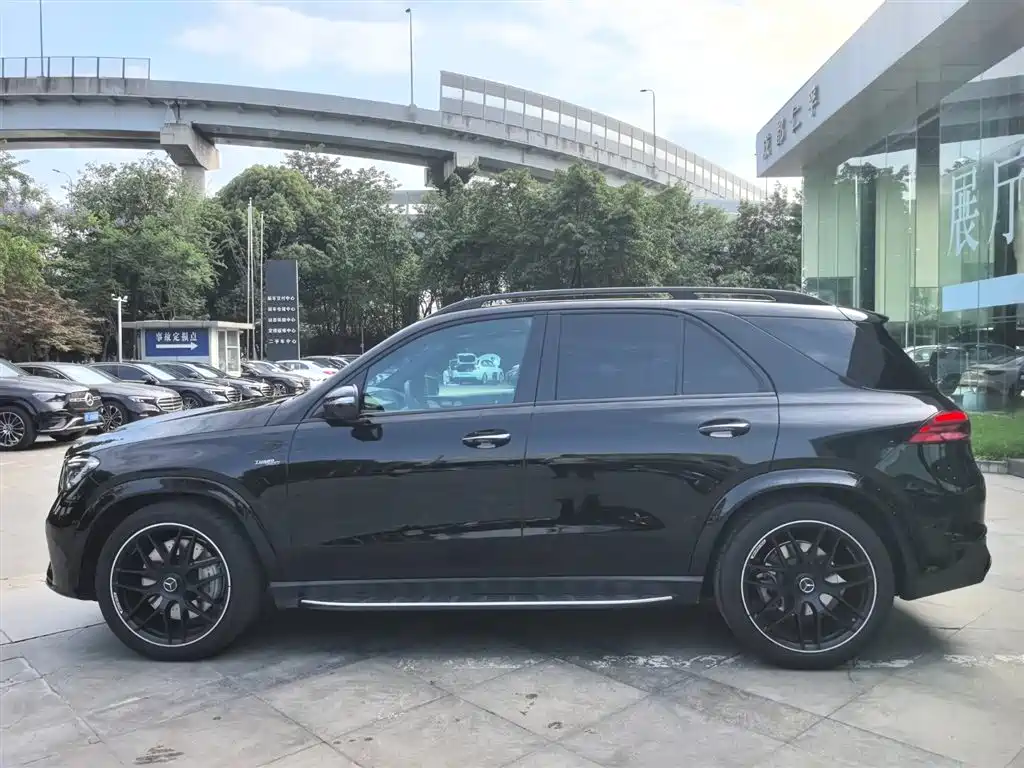 Mercedes-Benz GLE AMG 2025 AMG GLE 53 4MATIC+ фото 5