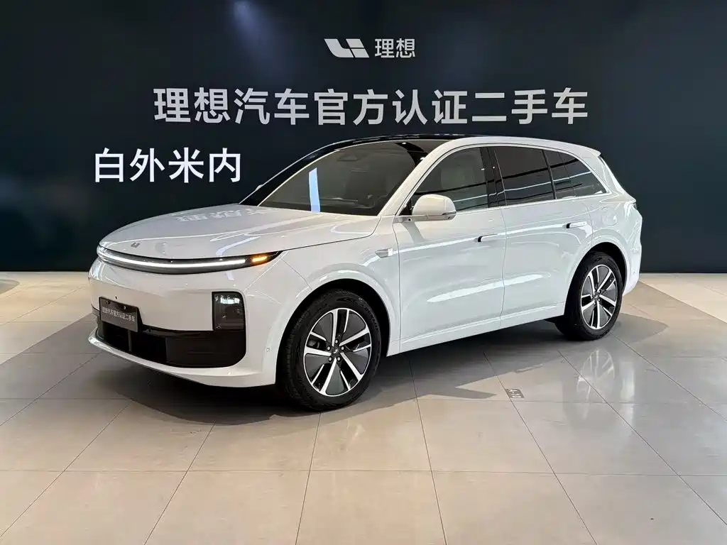 Li Auto L6 2024